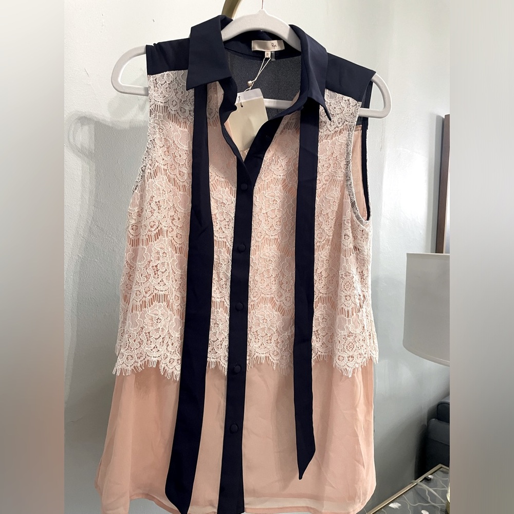 Ryu blouse size size small NWT